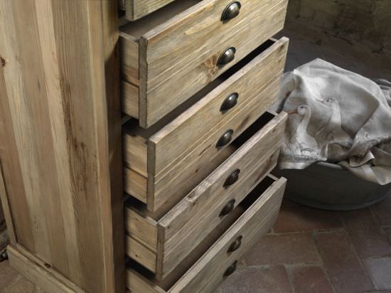 Guarnieri  Pine Chest Of Drawers 6 Drawers is a product on offer at the best price
