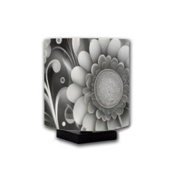  Black and white floreale  un prodotto in offerta al miglior prezzo online